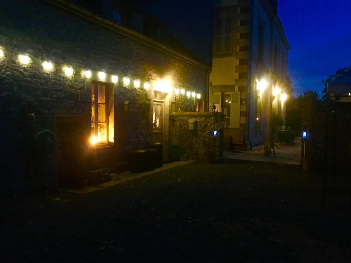 Le Bourg Bed & Breakfast Asnieres-en-Bessin Eksteriør bilde