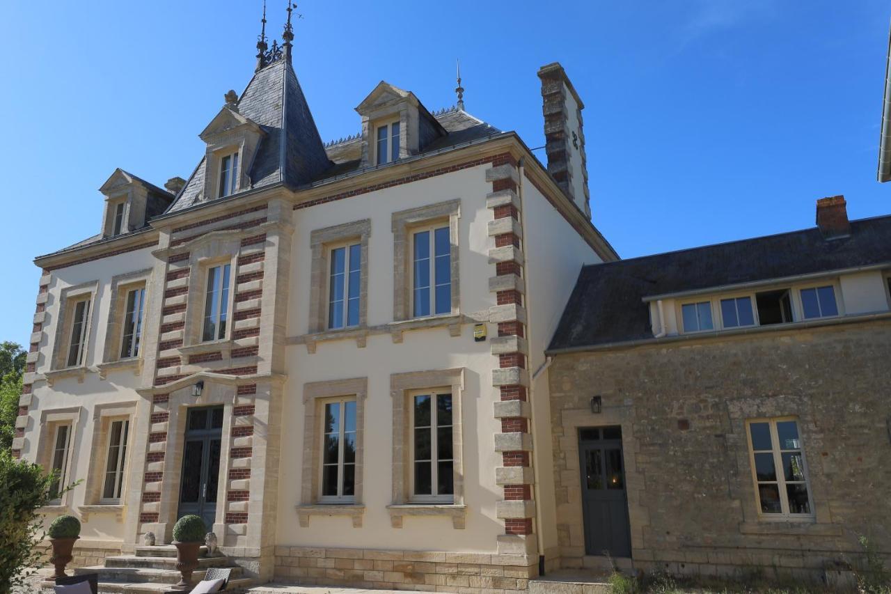 Le Bourg Bed & Breakfast Asnieres-en-Bessin Eksteriør bilde
