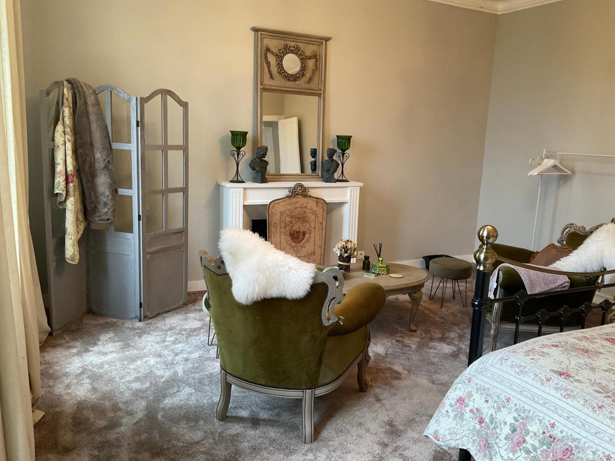 Le Bourg Bed & Breakfast Asnieres-en-Bessin Eksteriør bilde